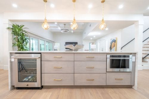 Custom Kitchen Cabinets